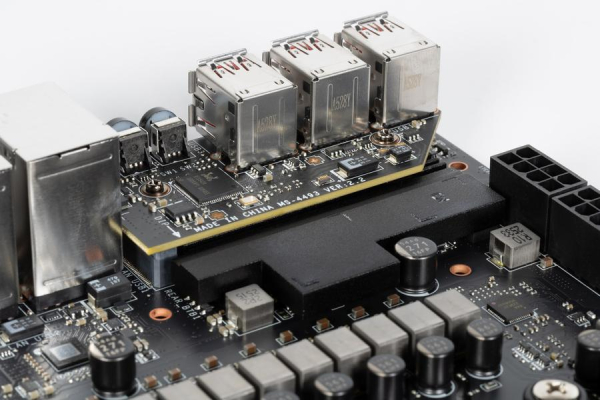 Обзор материнской платы MSI MPG X870E Carbon Max WiFi на чипсете AMD X870E Обзор материнской платы MSI MPG X870E Carbon Max WiFi на чипсете AMD X870E