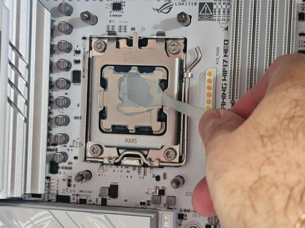 Обзор материнской платы Asus ROG Strix X870E-A Gaming WiFi7 Neo на чипсете AMD X870E Обзор материнской платы Asus ROG Strix X870E-A Gaming WiFi7 Neo на чипсете AMD X870E